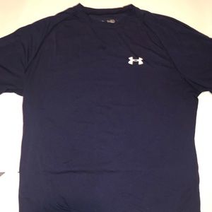 Never worn under armour loose fit tee shirt